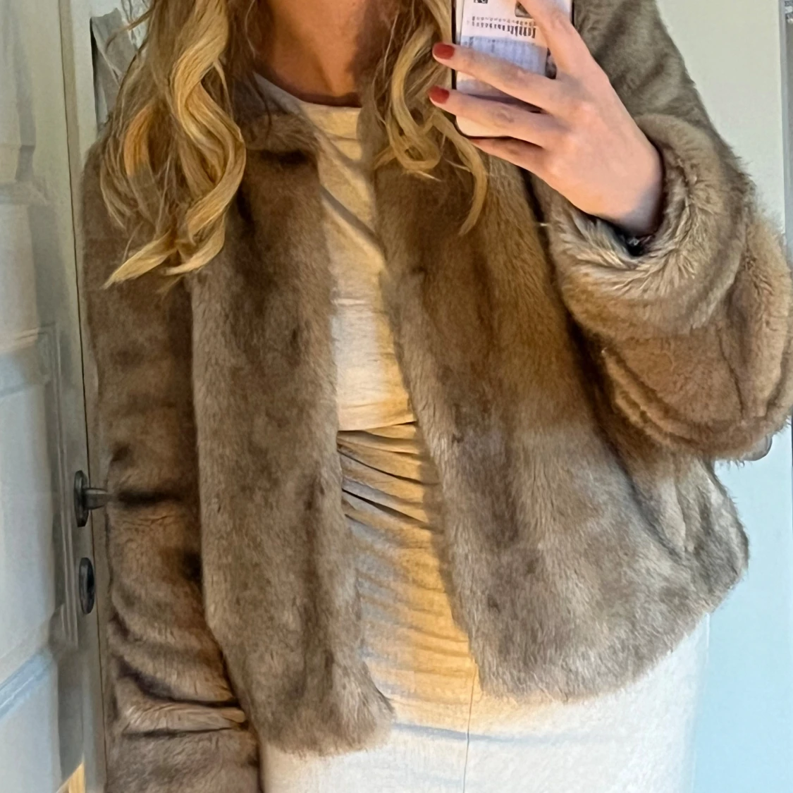 Vegan päls-jacka 🧸🤎