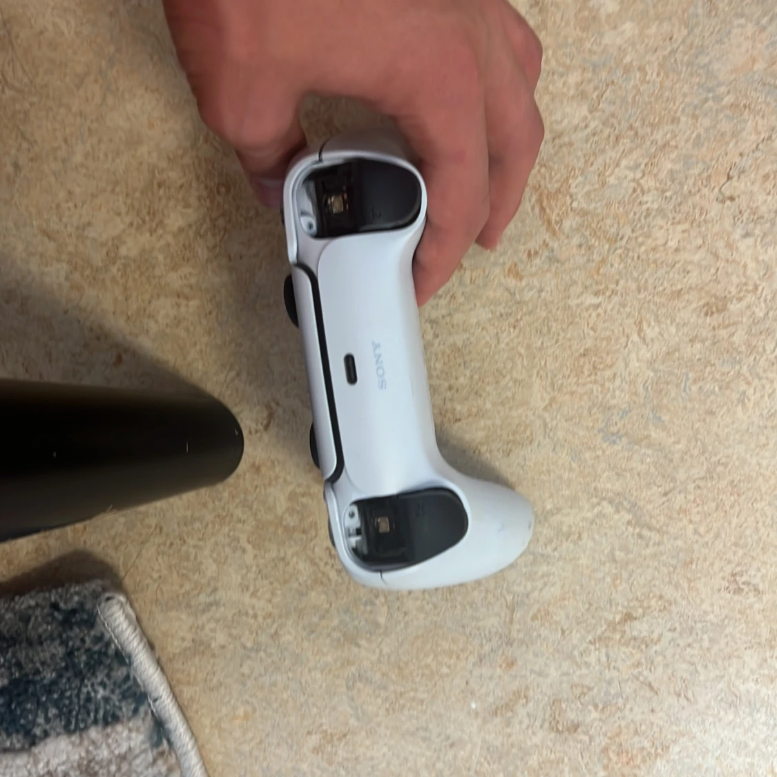 En ps5 kontroll  - 91