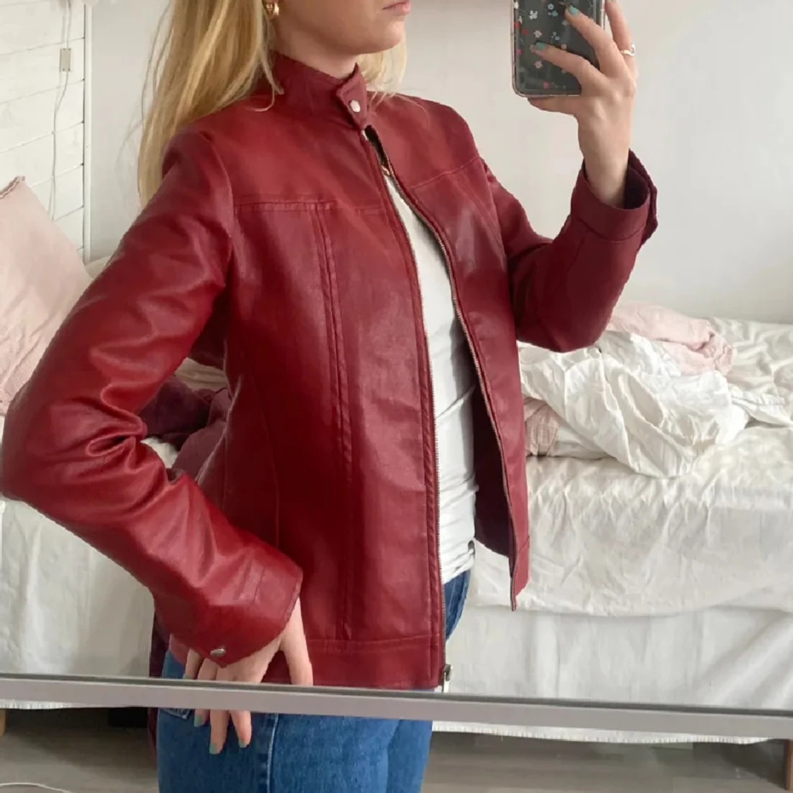 Röd skinnjacka  - 91