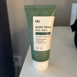 Aloe vera gel - Använd två gånger så nästintill oanvänd