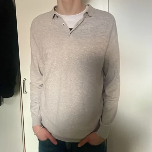 Massimo dutti tröja  - Jättesnygg Massimo dutti tröja i ett bra superbra skick! Skriv vid intresse eller eventuella frågor!🌟