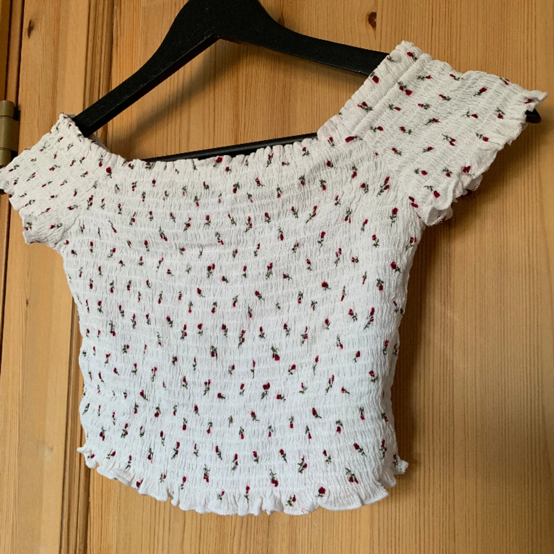Blommig crop top