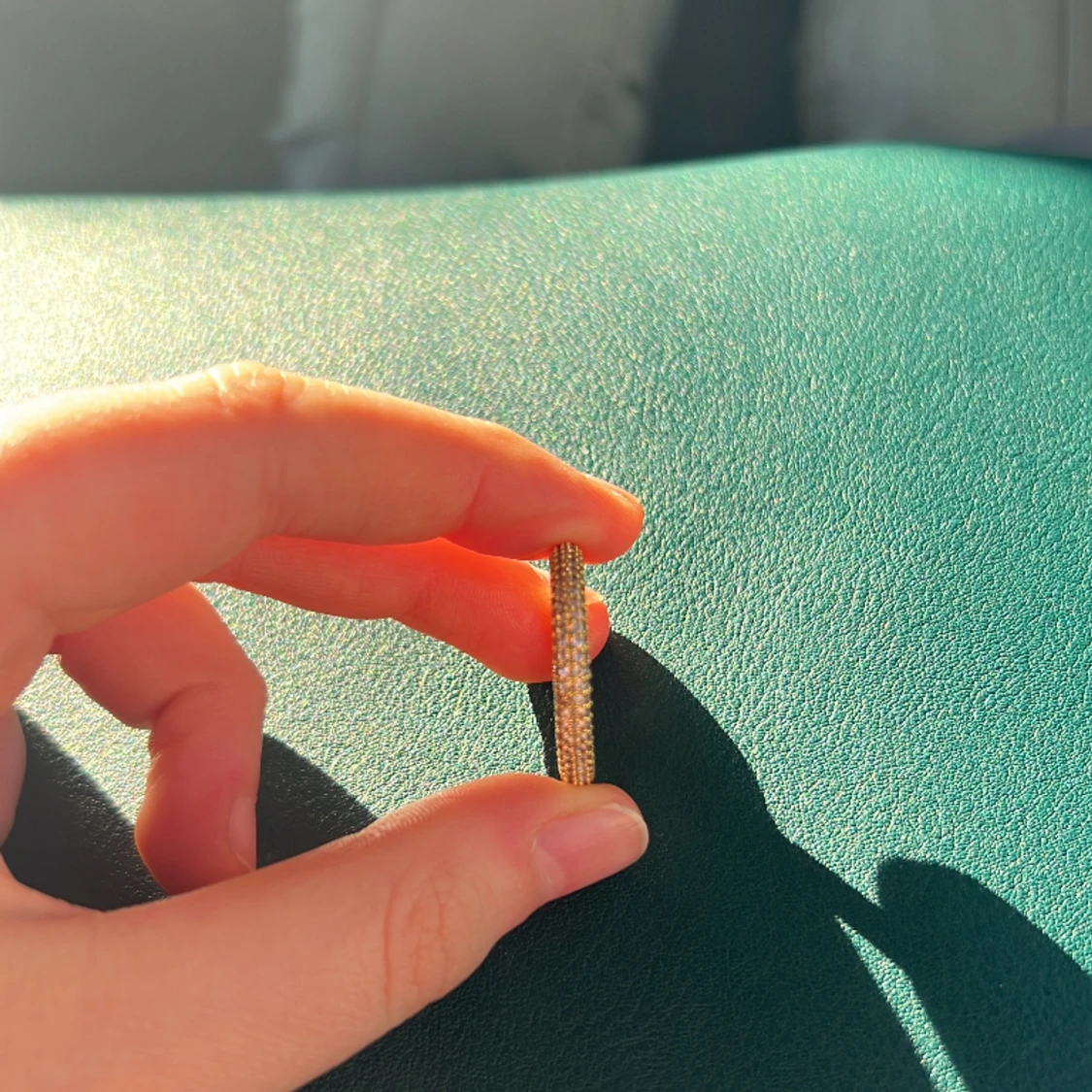 Beige Izabel display ring