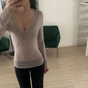 intimissimi tröja - Intimissimi tröja i minsta storlek, använd 2 gånger och som i nyskick💕 