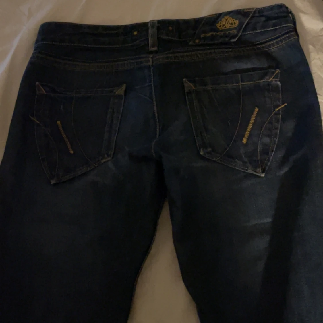 Mörkblå lågmidjade jeans  - 91