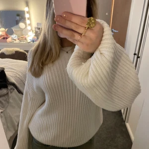 fin stickad tröja💗 - köpt för ca ett år sen, knappt använd💕