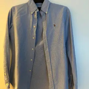 Ljusblå skjorta från Ralph Lauren