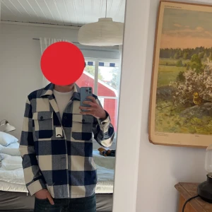 Overshirt  - Overshirt från Cubus i storlek L. Aldrig använd!