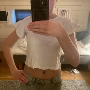 Vit Hampton Republic t-shirt  - Bra skick, lite genomskinlig 