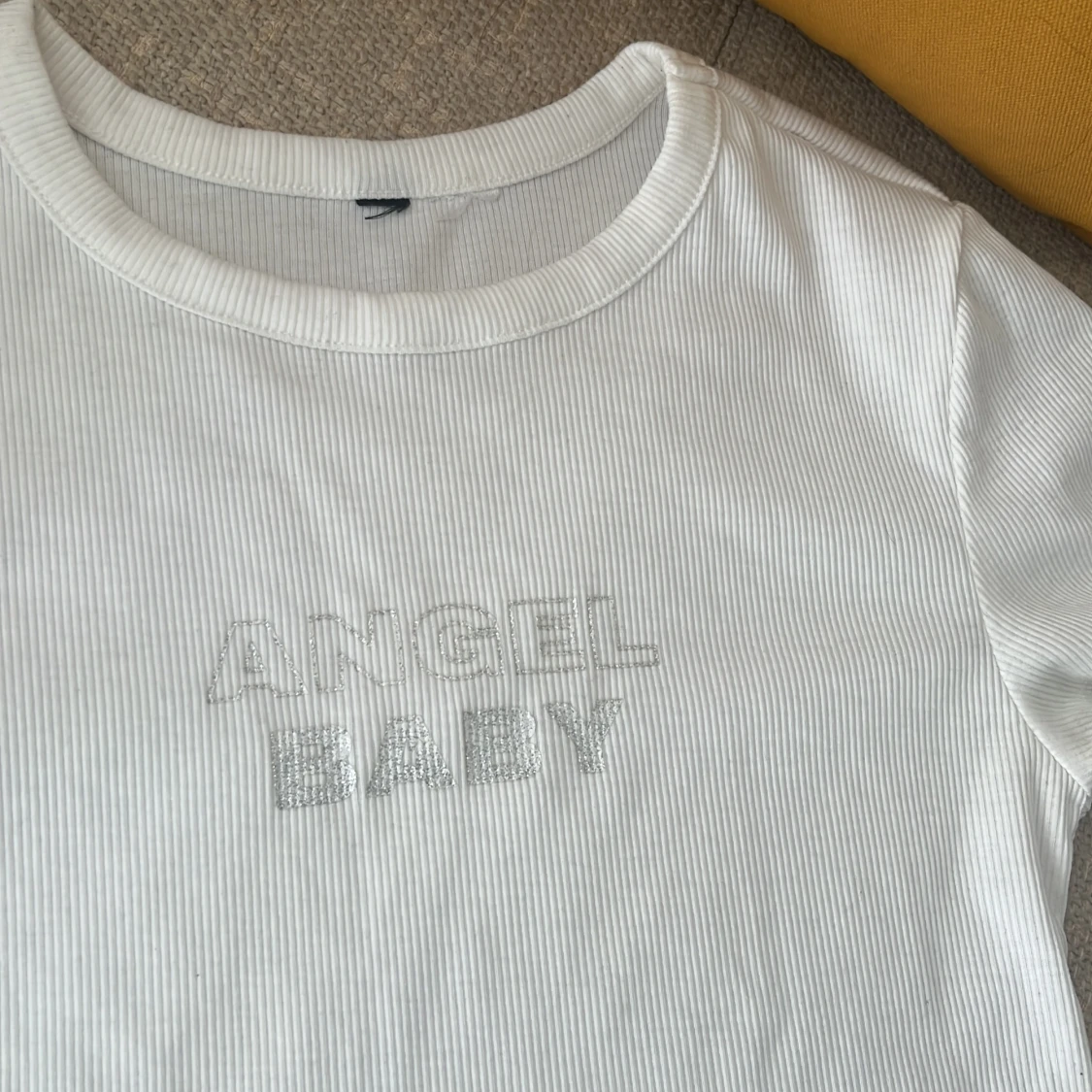 T shirt ”angel baby” croptop - 90