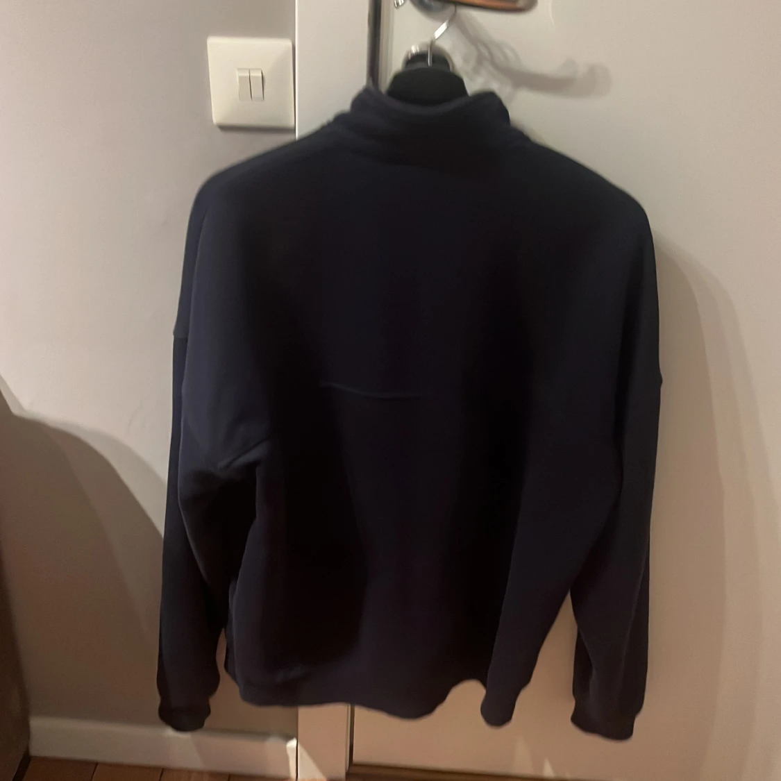 Les deux halfzip i storlek M marinblå. Nyskick knappt använd - 90