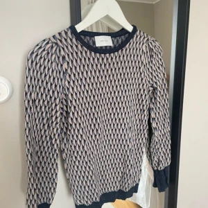 Neo noir - Storlek XS