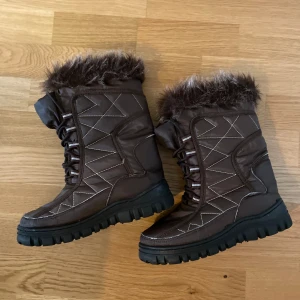 Winter boots - Winter boots Used
