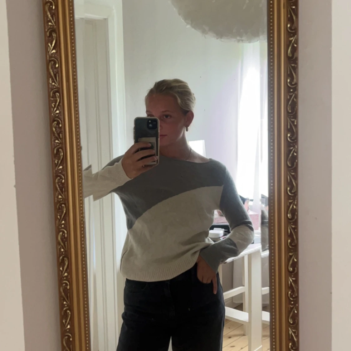 stickad tröja från hugo boss⭐️❣️