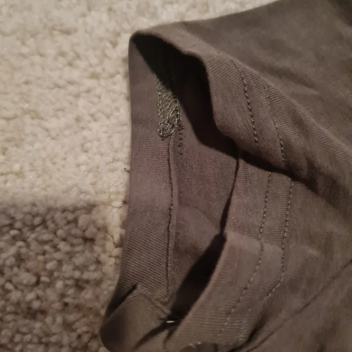 Olivgrön T-shirt - 92