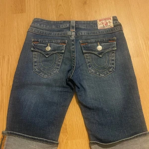 True religion shorts  - Storlek 27  Midjemått 38