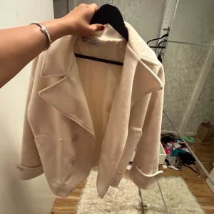 Design bi si kappa - Beige design by si kappa