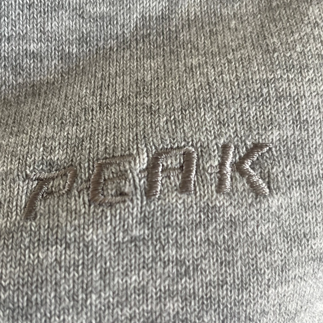 Peak performance, tunn tröja, storlek L - 92