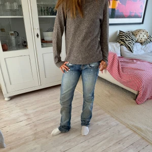 Veromoda tröja! - Jätte fin veromoda tröja! Använd fåtal gånger och har jätte fint skick!💕