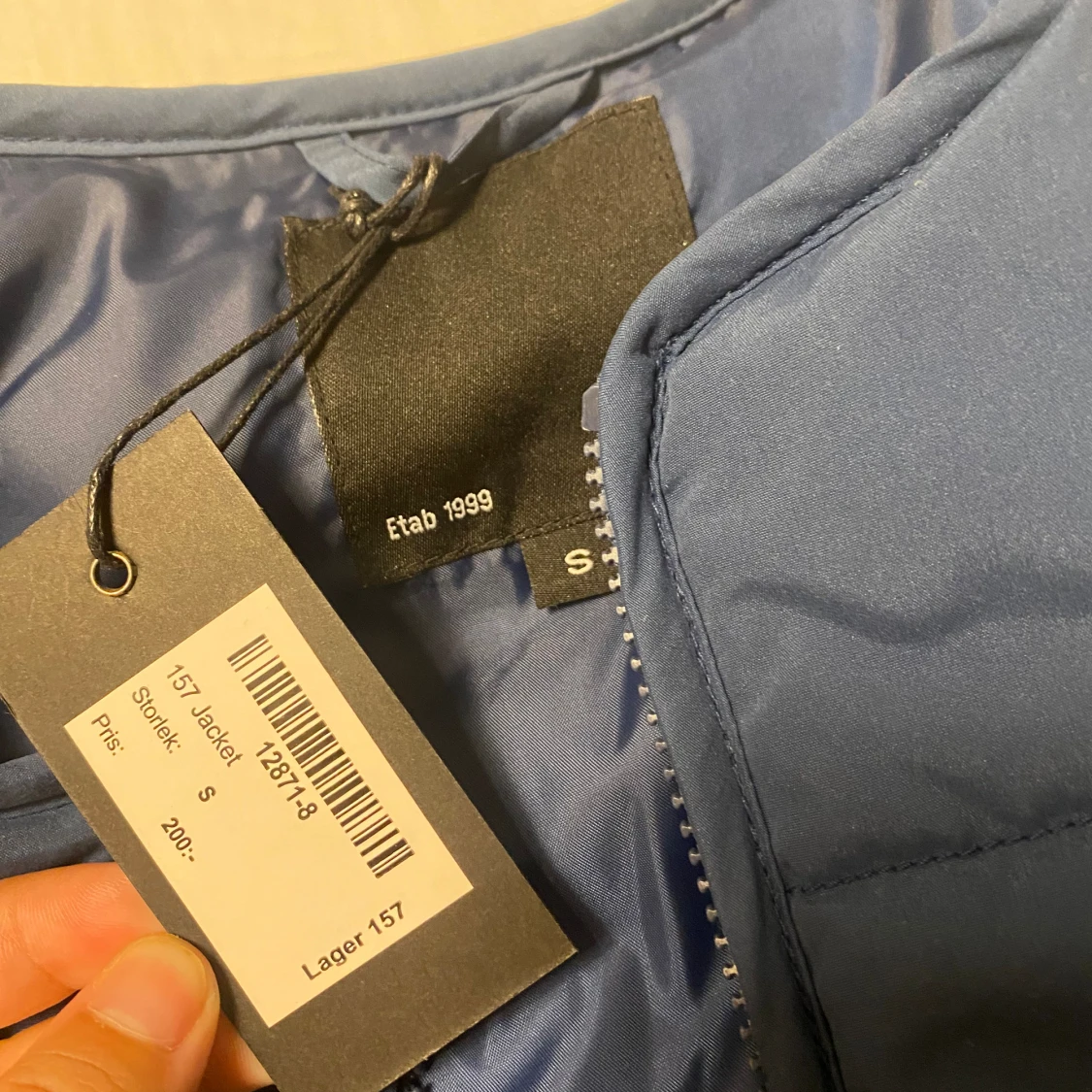 Marinblå jacka - 92