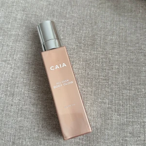 Caia body glow - Använd en  gång Färgen golden tan