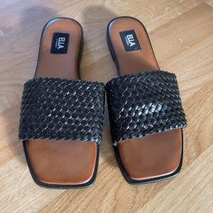 Sandaler Ella of Sweden storlek 39 Nypris 599:- Superfint skick, se undersida. 