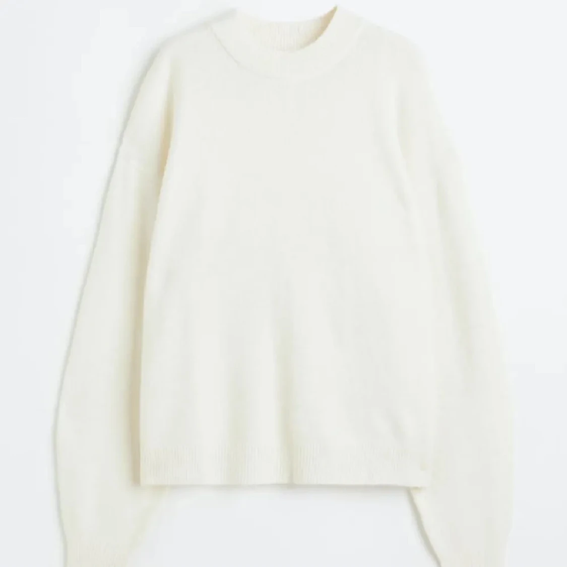 Stickad beige tröja från hm - 91