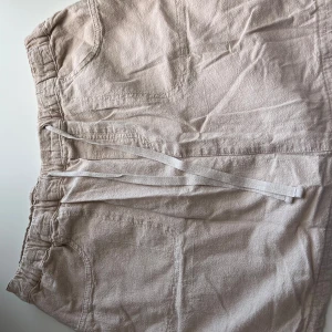 Kjol med shorts  - Använt ett par gånger 