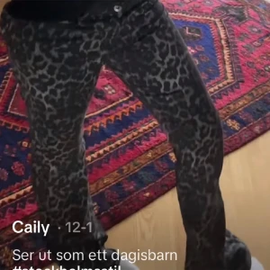 Calzedonia leopard jeans  - Calzedonia leopard jeans, i bra skick. (Lånade bilder)