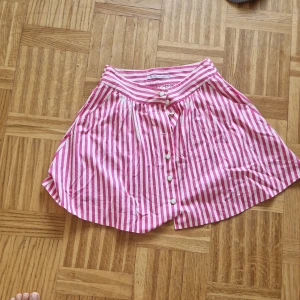 Kjol från zara - Kjol säljes 