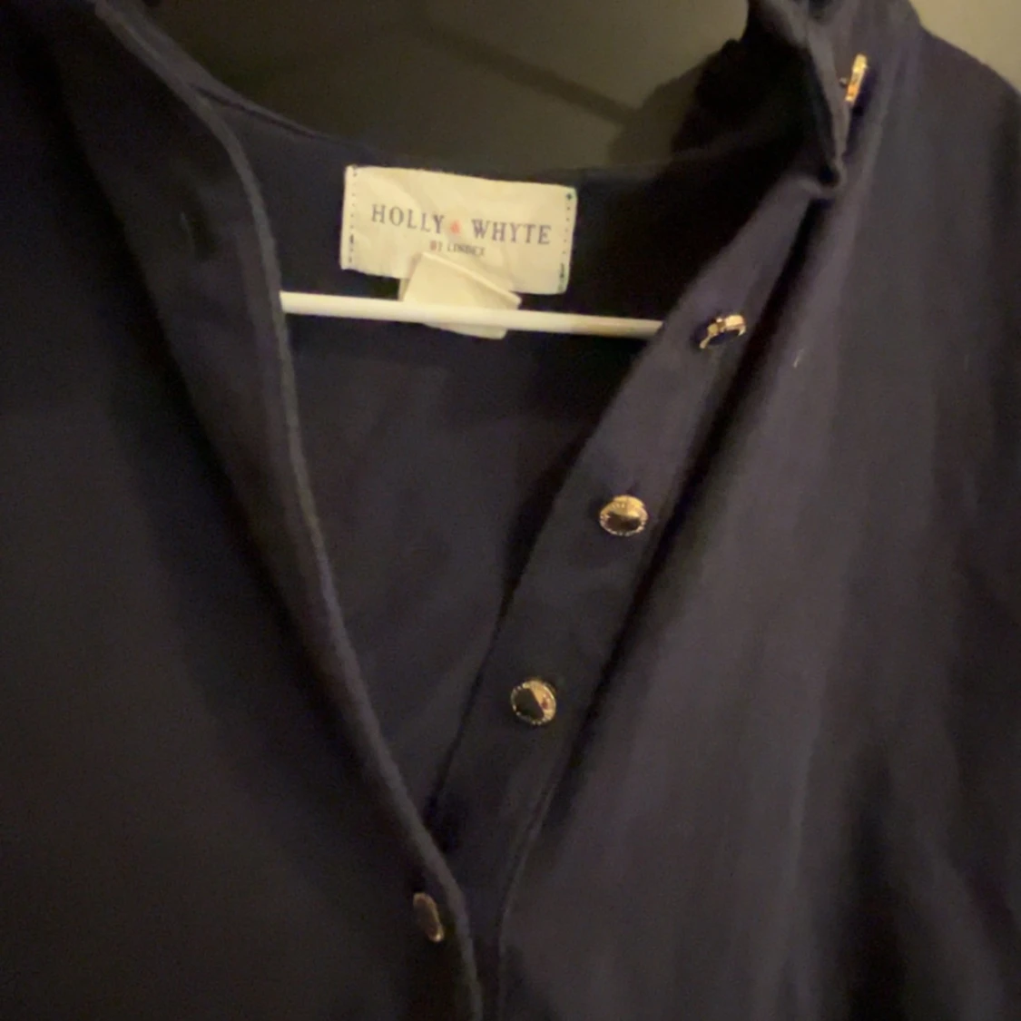 Mörkblå tröja  - 90