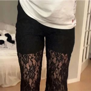 Spetsbyxor  - Säljer dessa asgulliga spetsbyxor då dom e för stora på mig❤️ köpta på plick o endast använda 1 gång