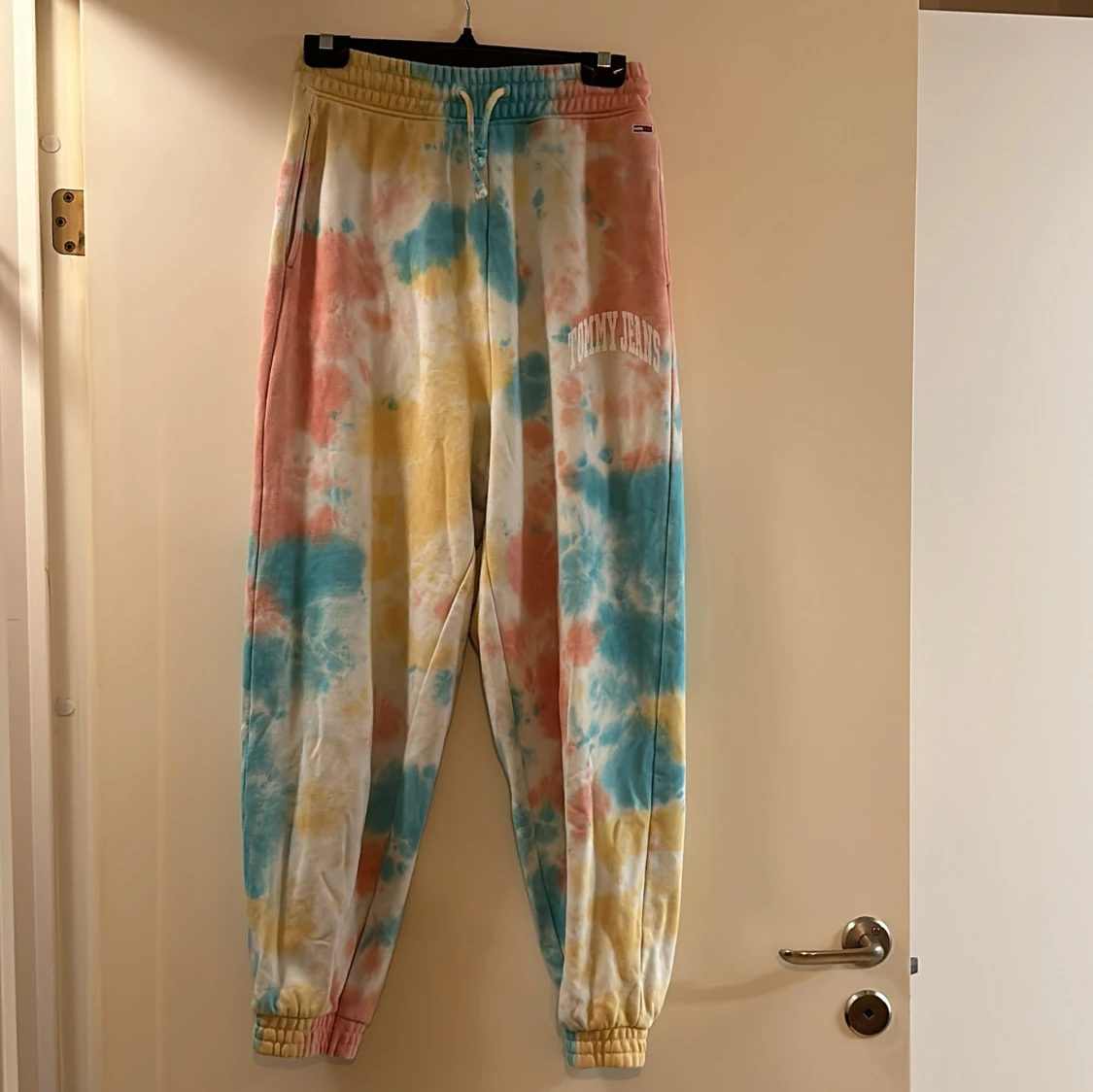 Tommy Jeans (Hilfiger) mjukisbyxor - 91