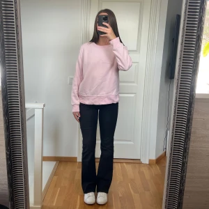 💗✨Rosa sweatshirt✨ 💗 - Rosa sweatshirt som inte kommer till användning. Bra skick! 💗💗💗