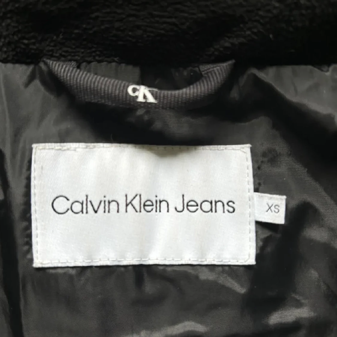 CalvinKlein jacka   - 90