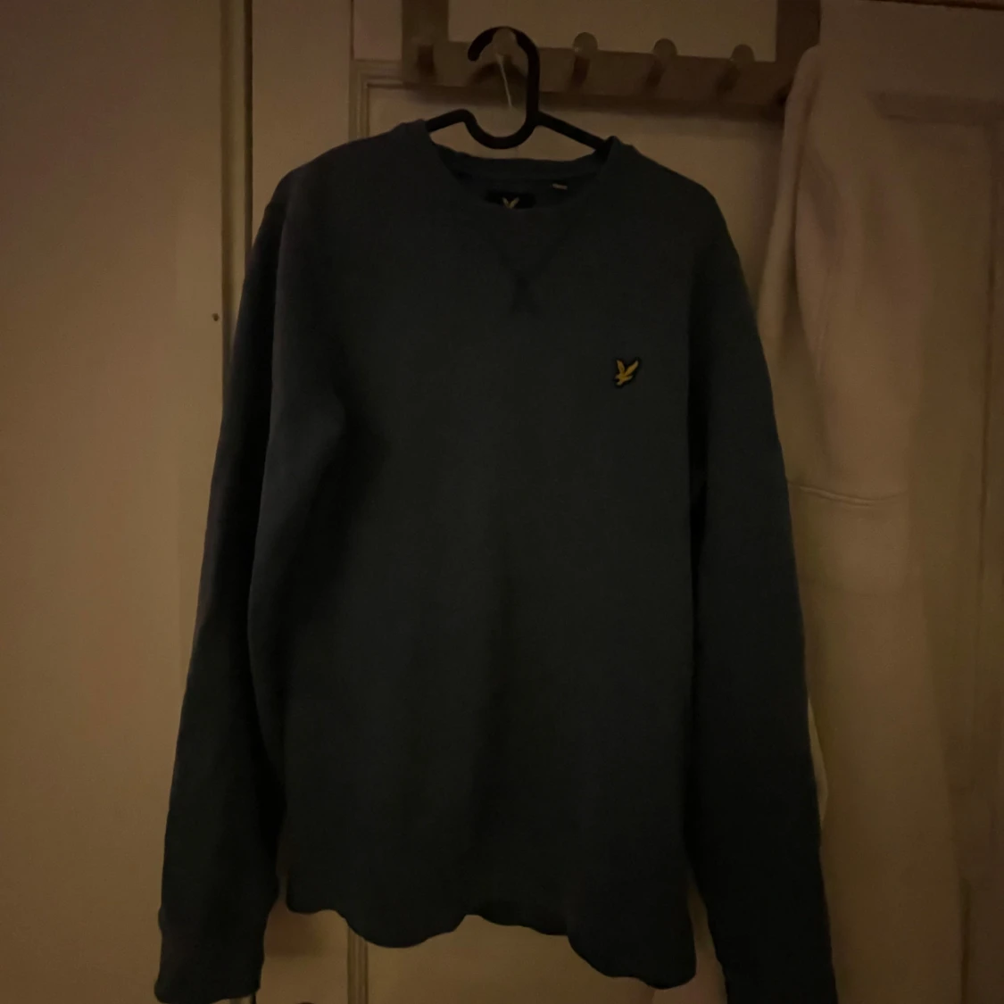 Blå tröja från Lyle & Scott