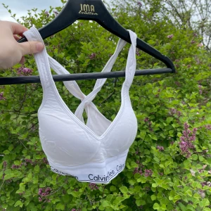 Calvin Klein bh - Sport-bh med push up och vrigning