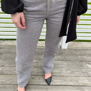 Asos jeans - Grålila midrise jeans asos