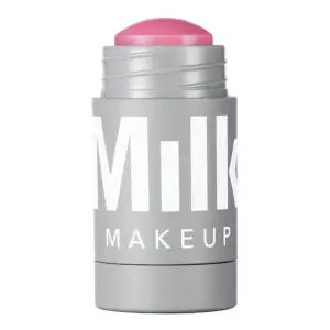 Säljer denna Milk blush i färgen Dash då den inte används💗 Den är använd lite men det är inget som märks! Org pris: 279kr