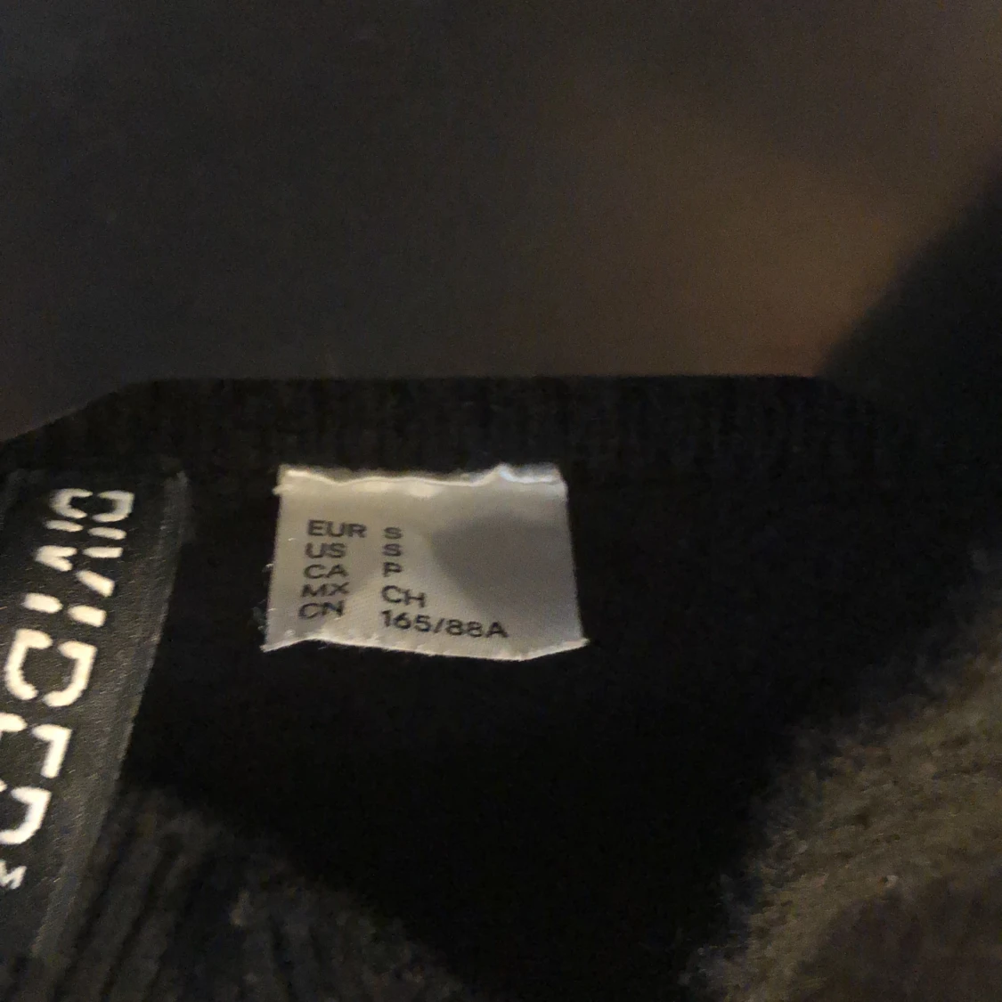 Stickad tröja  - 91