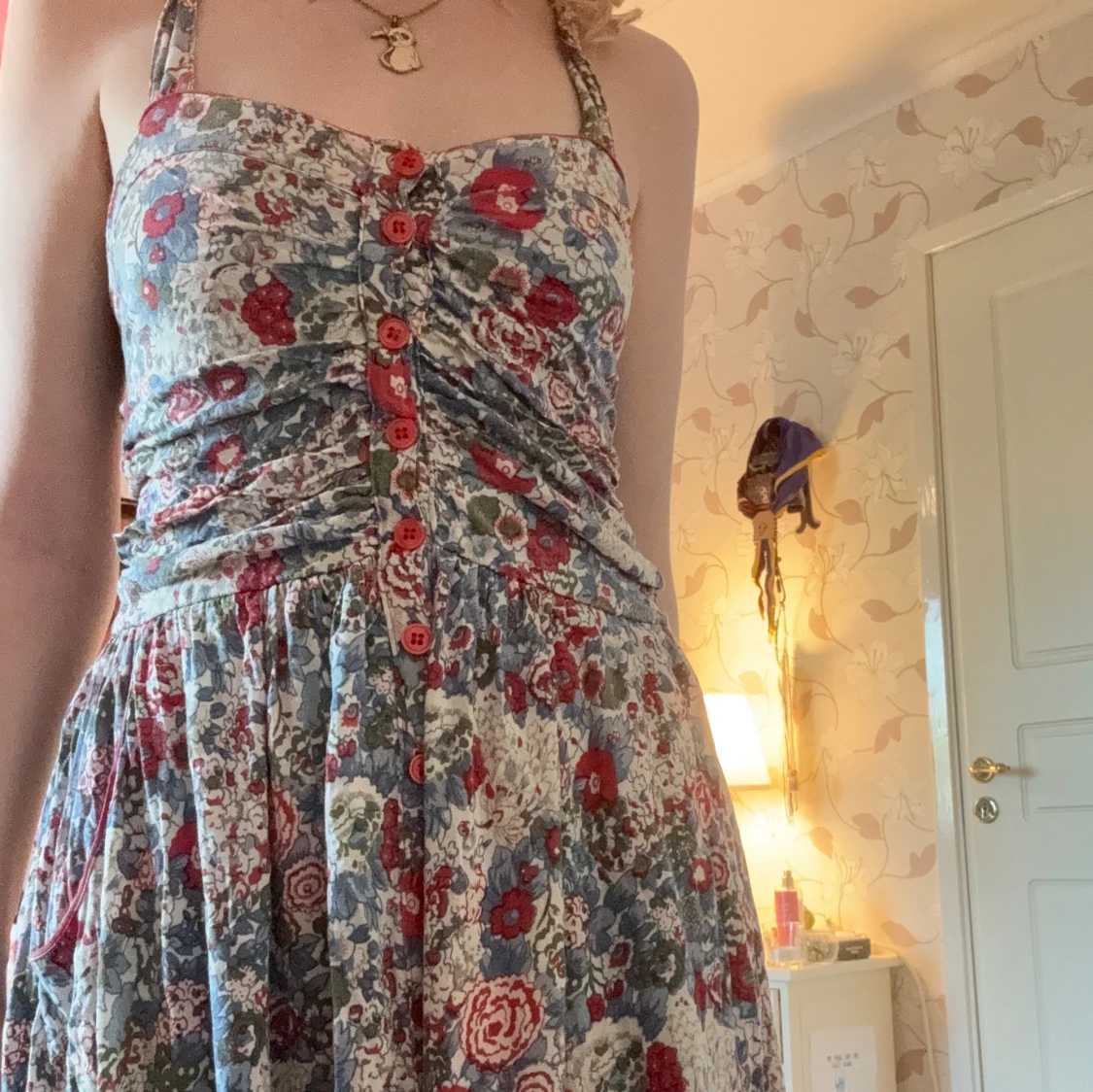 Blommig klänning  - 90