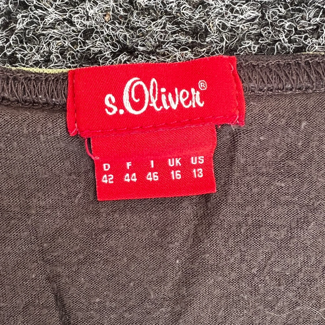 Blommig sommartopp  - 90