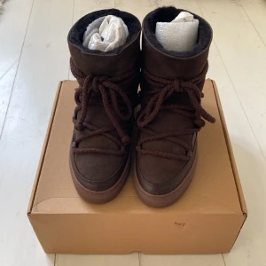 Helt nya inuikiis!!! - Jag säljer mina helt nya, ej använda inuikiis då det var fel storlek. 