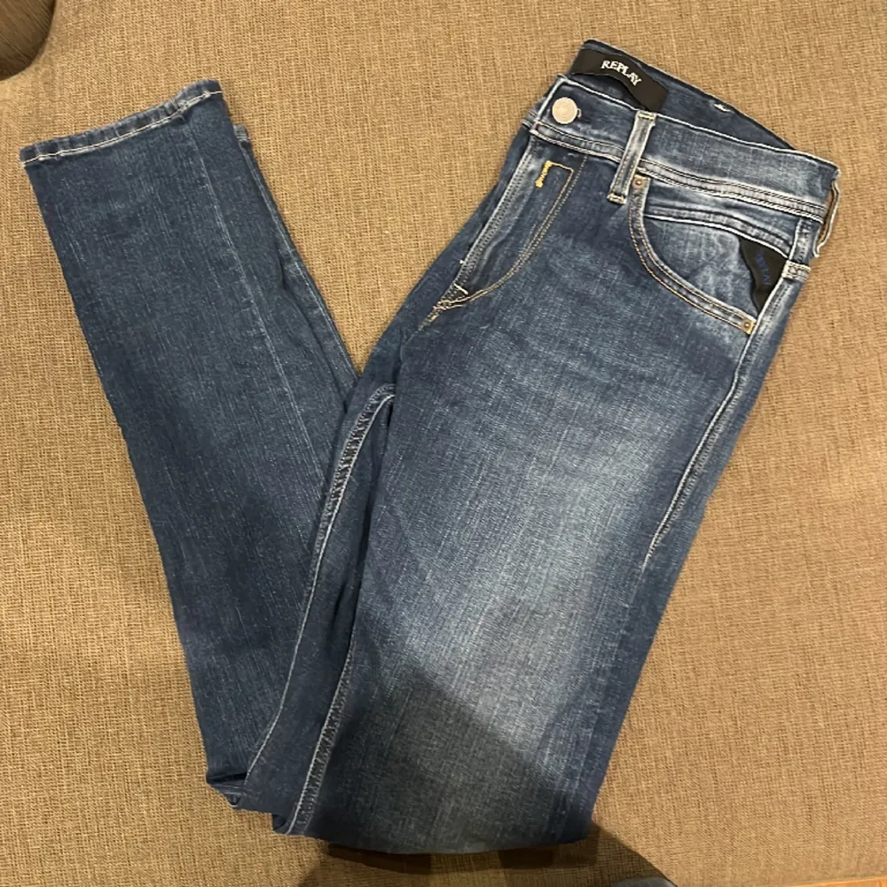 Knappt använda Replay jeans, 30/30. Jeans & Byxor.