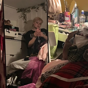 ALLT SKA BORT - Hejsan!! Det är så att jag flyttar i februari och behlver bli av med lite (mycket) kläder! Det som inte säljs innan februari kommer att skänkas bort. Så om du är sugen på något, passa på!💗🎀