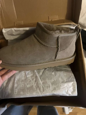 Uggs - Chocalate Uggs som är använda ett fåtal gånger. Bra skick