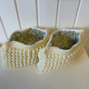 Necessär Stor - Gul - 400kr + frakt 