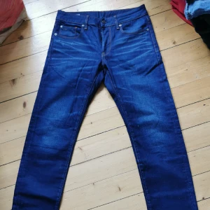 Jeans - Jeans I superfint skick.