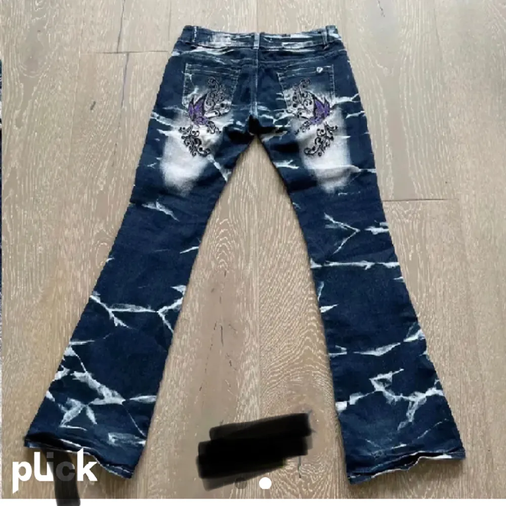 Jätte fina jeans!❤️inga defekter . Jeans & Byxor.