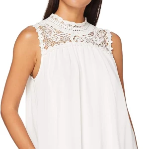 Spetstopp  - Vit spettstopp i storleken 34. Använd en gång så i väldigt fint skick💕